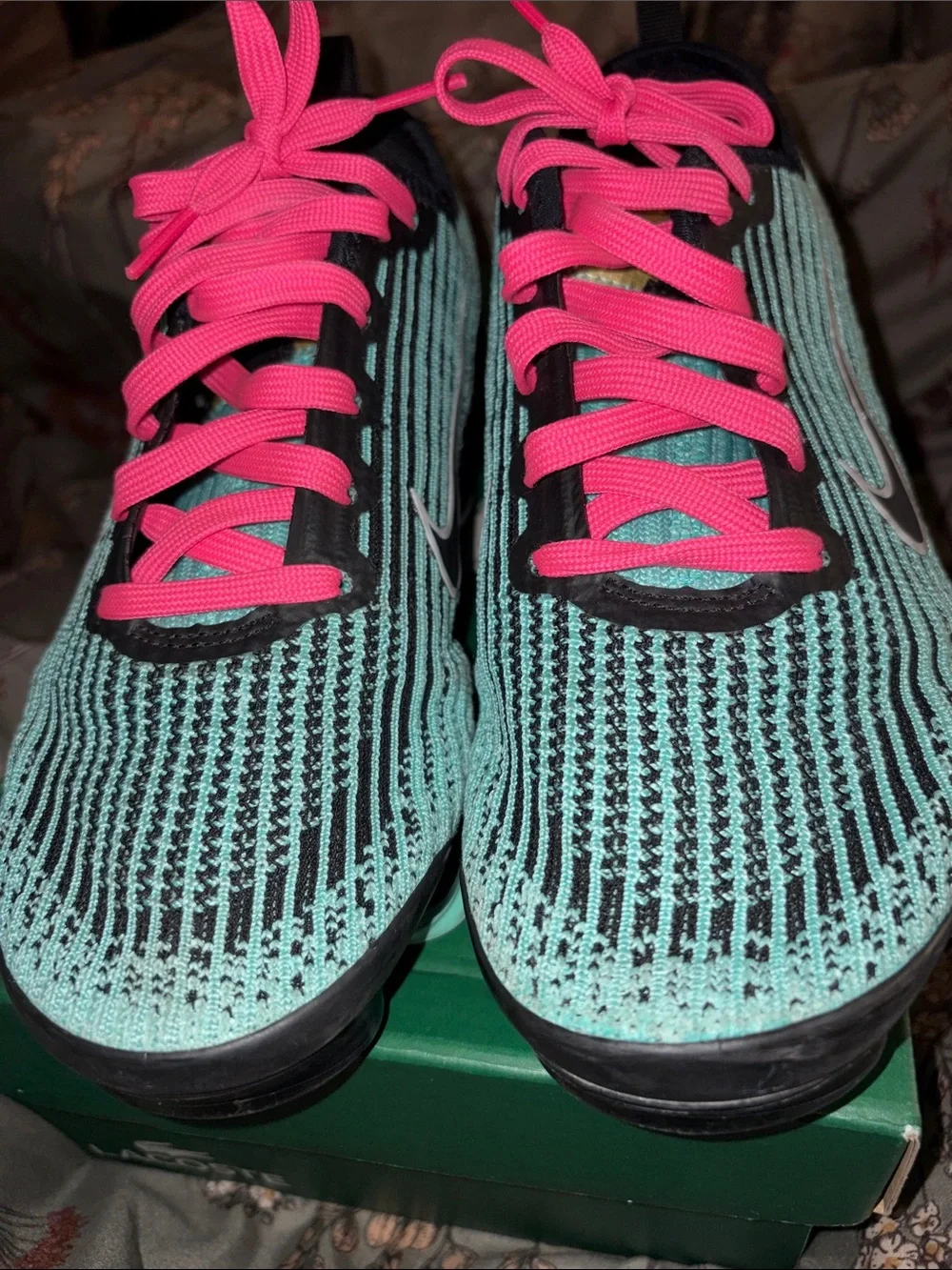 Nike Women's Mint Knit Sneakers with Hot Pink Laces